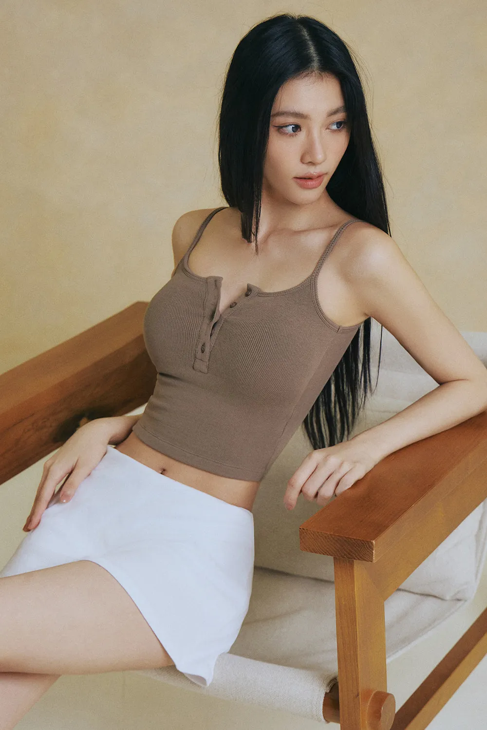 一見鍾情羅紋細肩詐騙胸 BraTop（附兩種襯墊）<br>Elegant Rib Knit Spaghetti Strap Bra Top