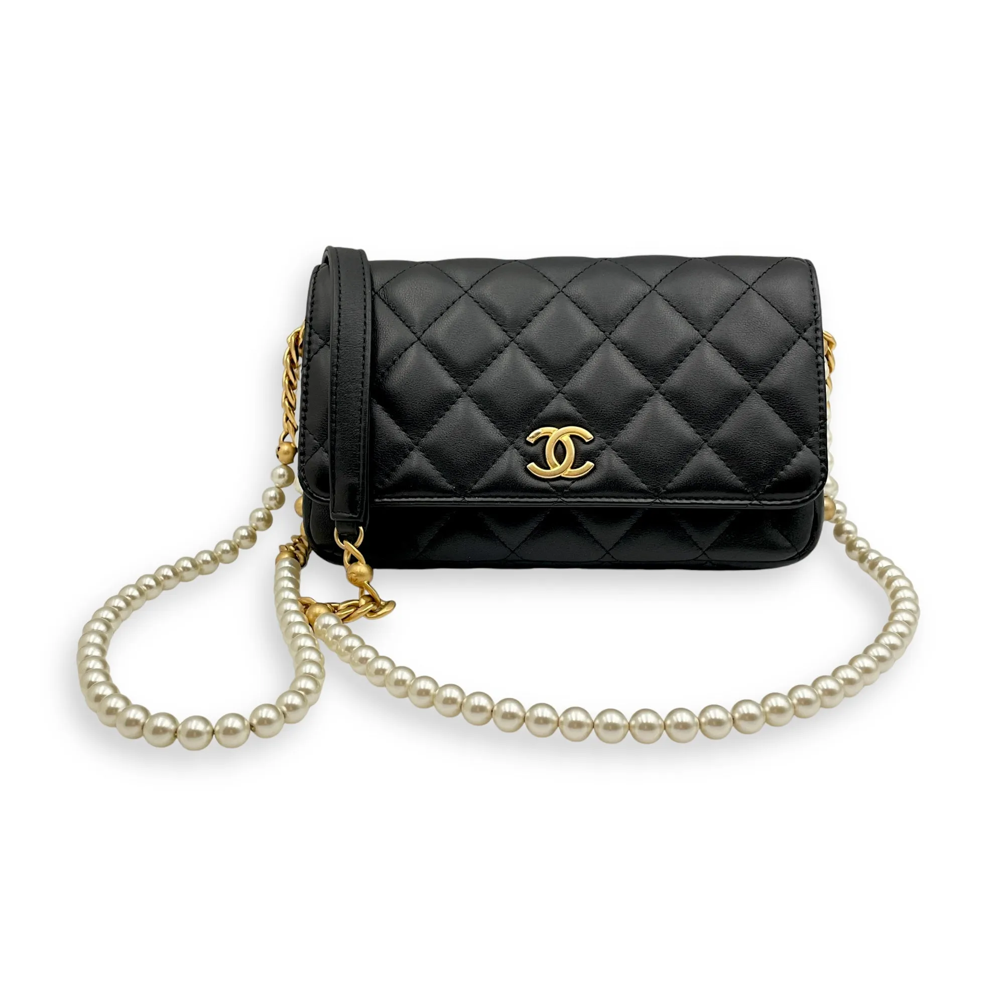 CC Quilt Black Crossbody Bag in Lambskin, Gold hardware