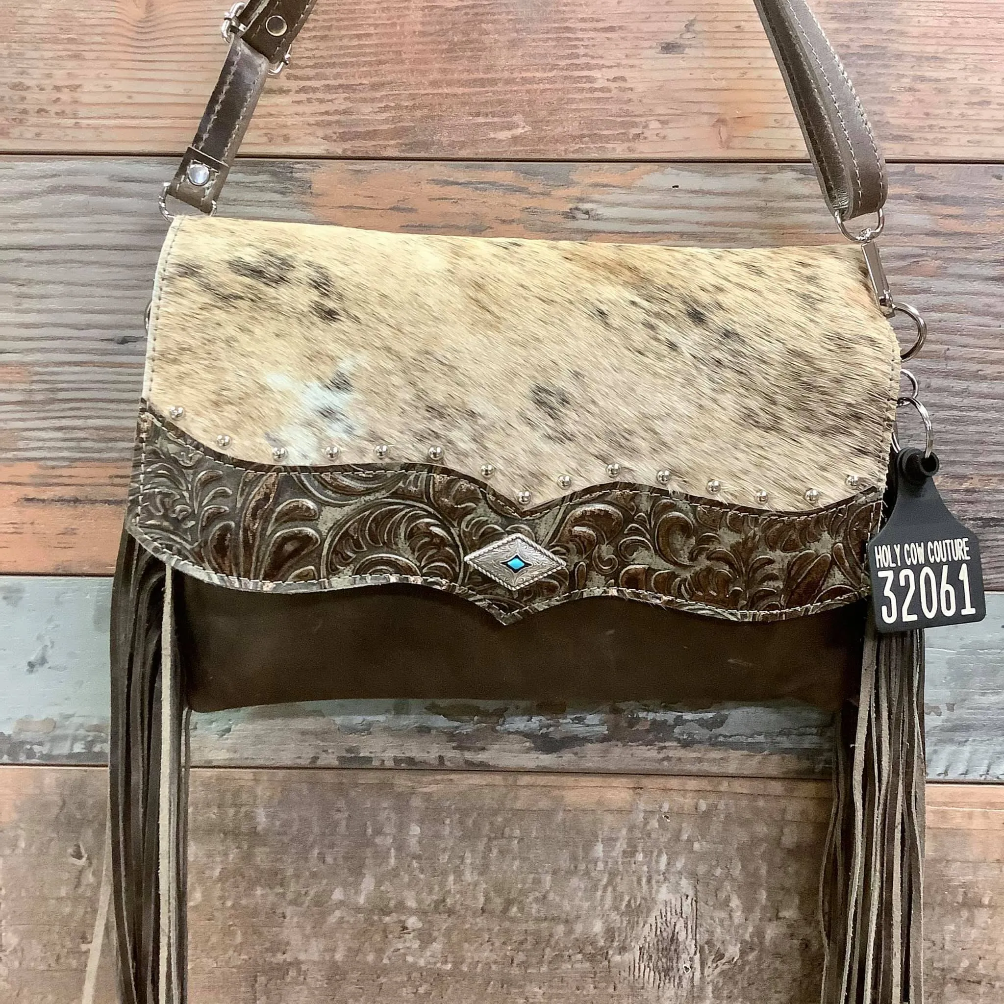 Classy Cowgirl - #32061