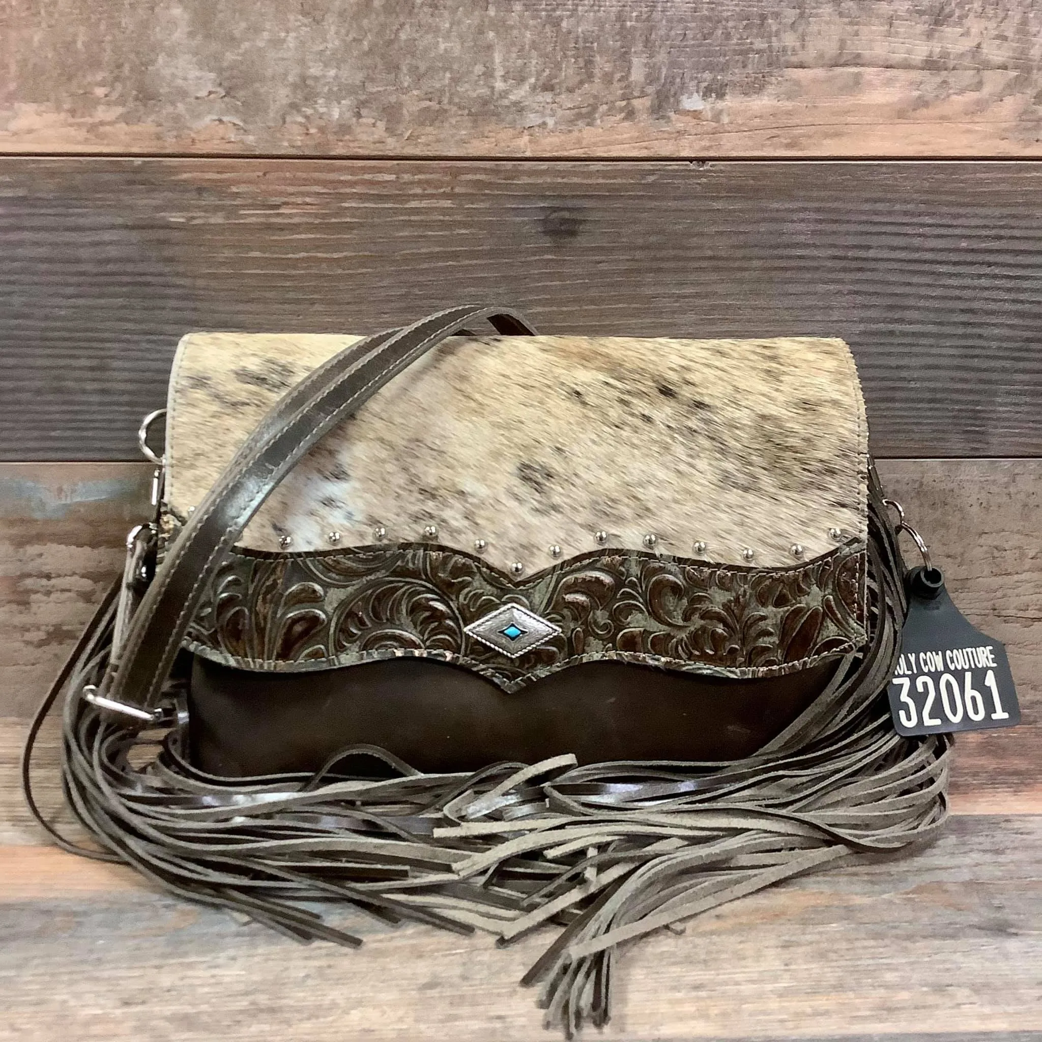 Classy Cowgirl - #32061