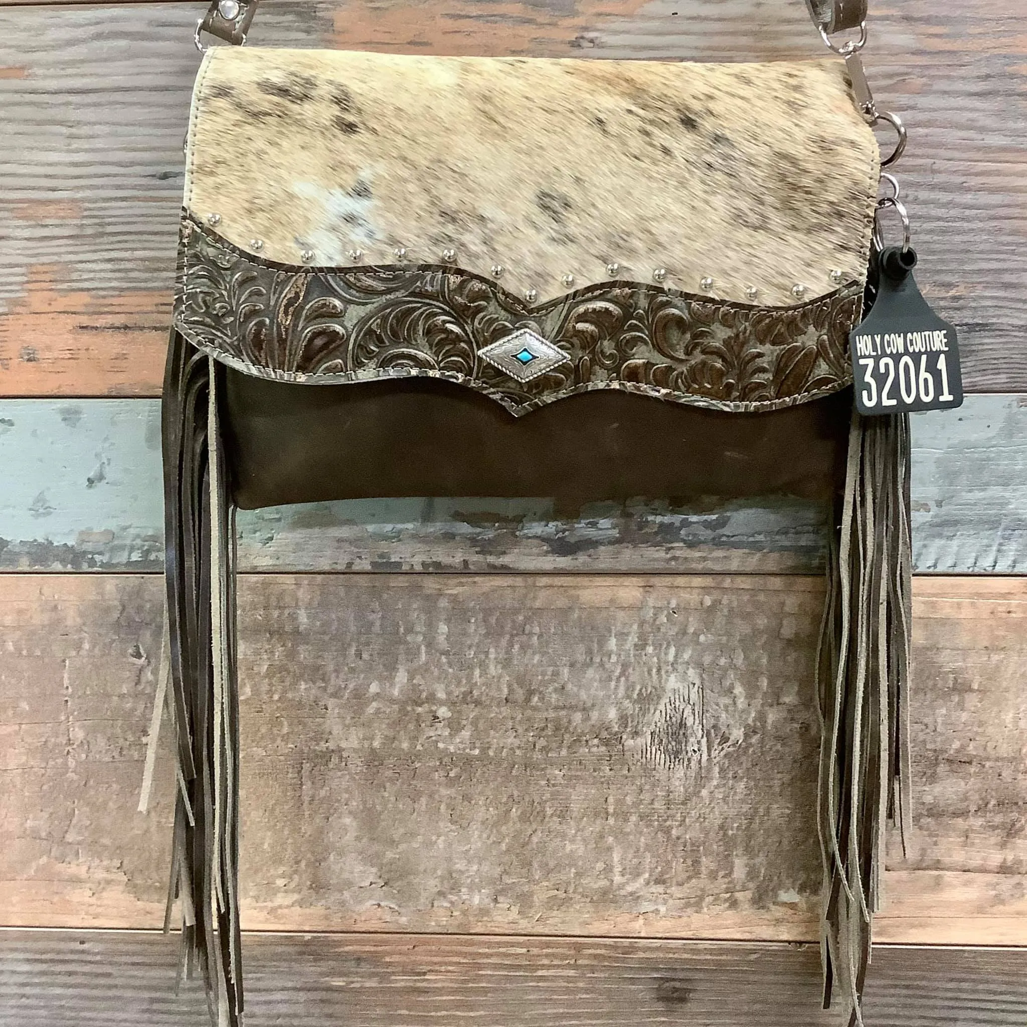 Classy Cowgirl - #32061