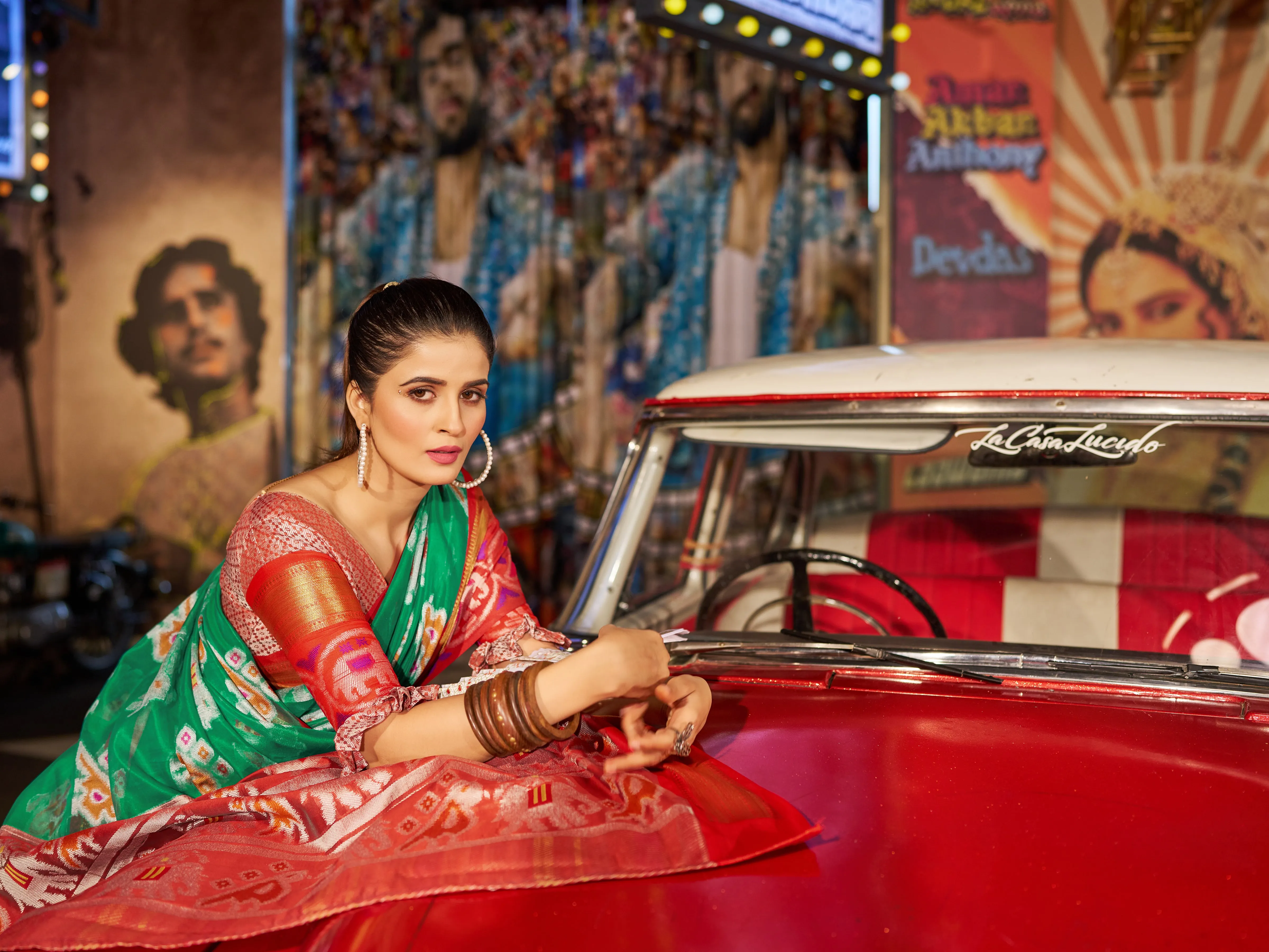 Enchanting Green Patola Silk Saree with Exquisite Weaving Work