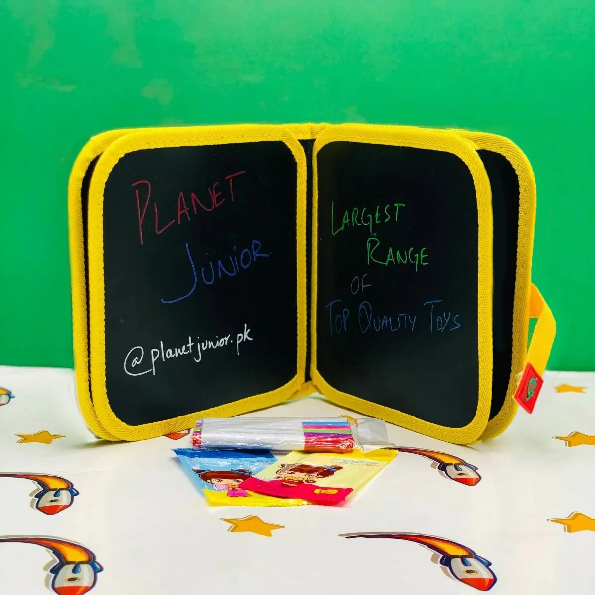 Erasable and Reusable Doodle Magic Book with 3 Markers & 2 Wipes
