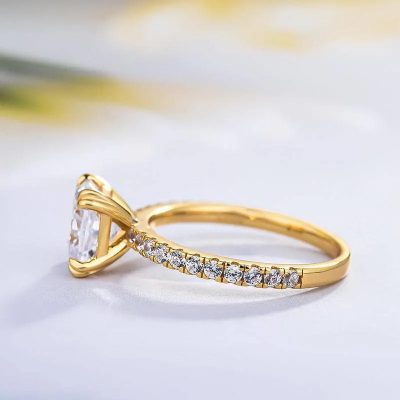 Exquisite 2.0 Carat Princess Cut Engagement Ring