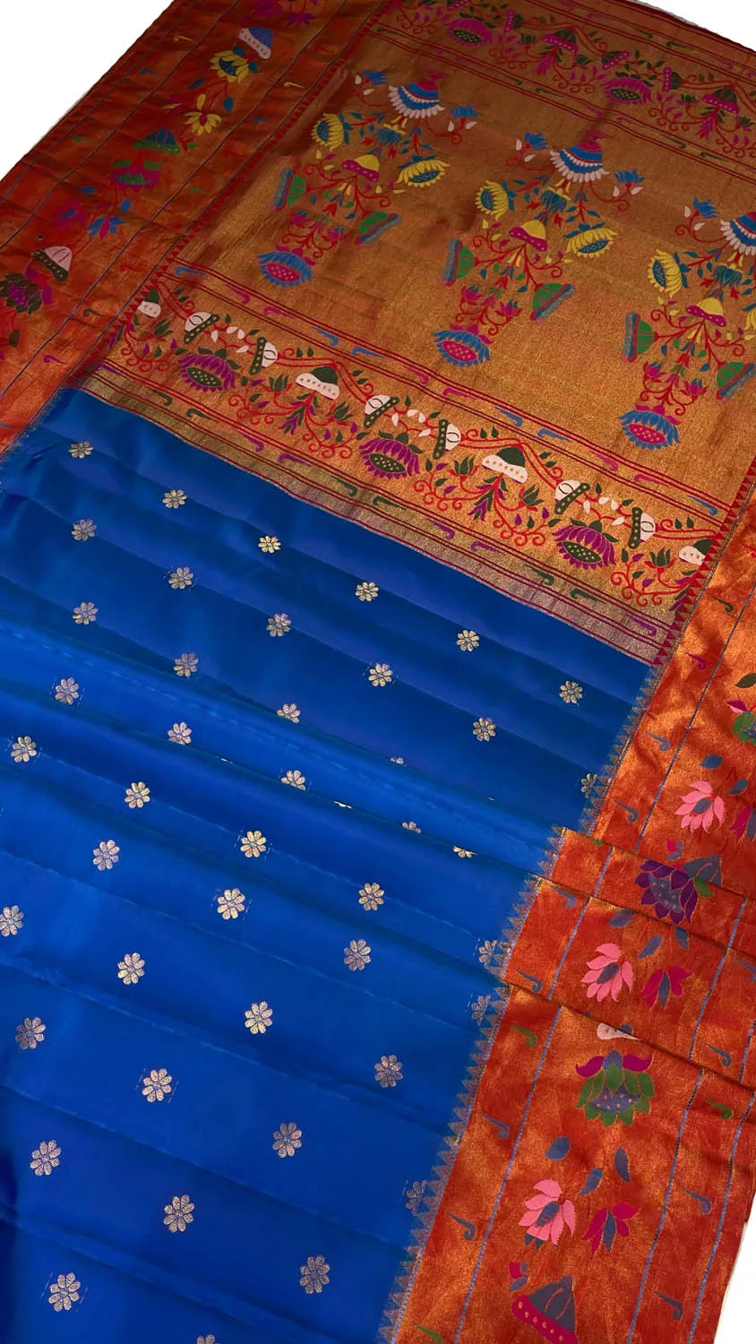 Exquisite Blue Gadwal Handloom Pure Silk Saree
