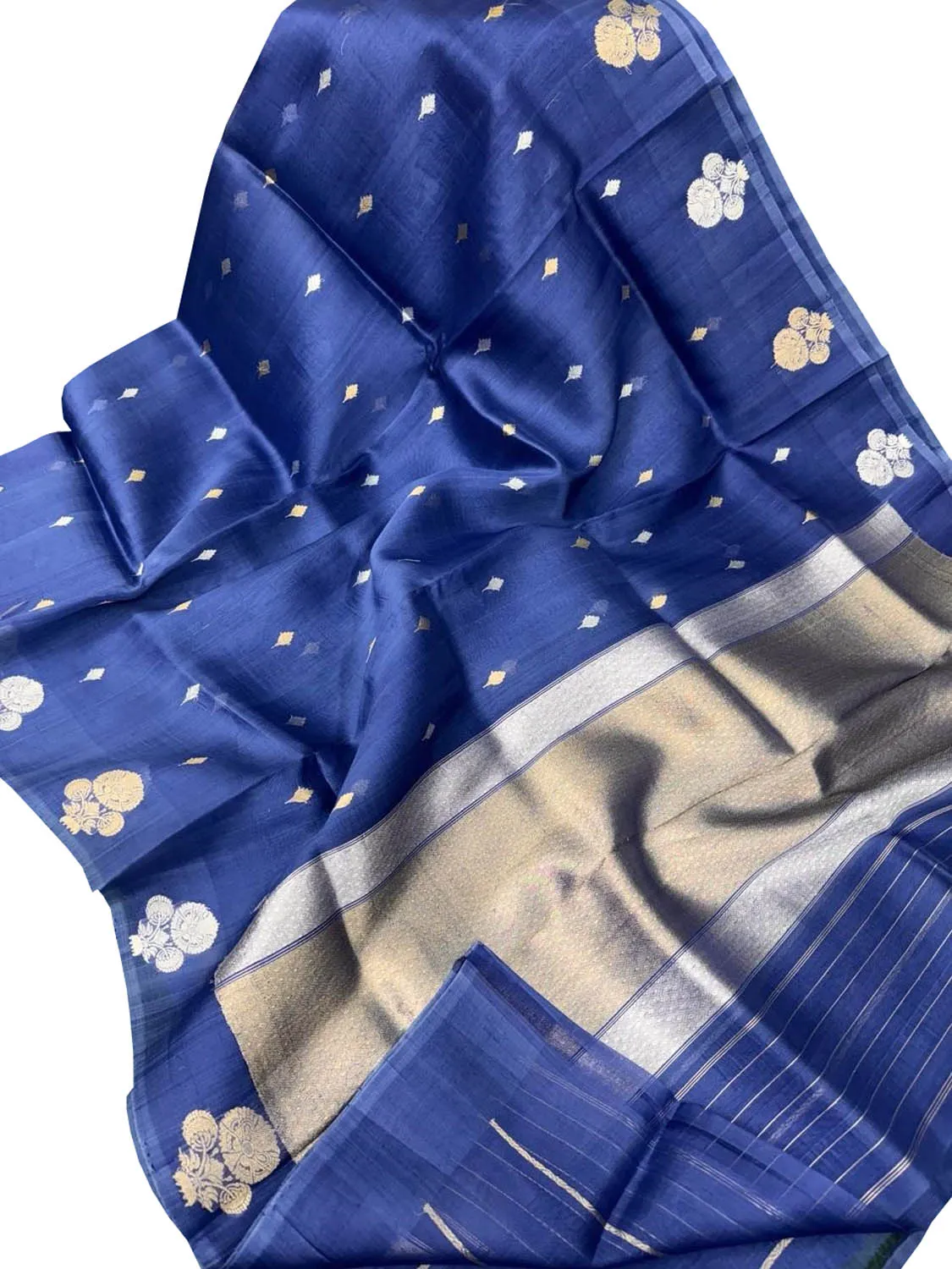 Exquisite Blue Handloom Banarasi Pure Kora Silk Saree