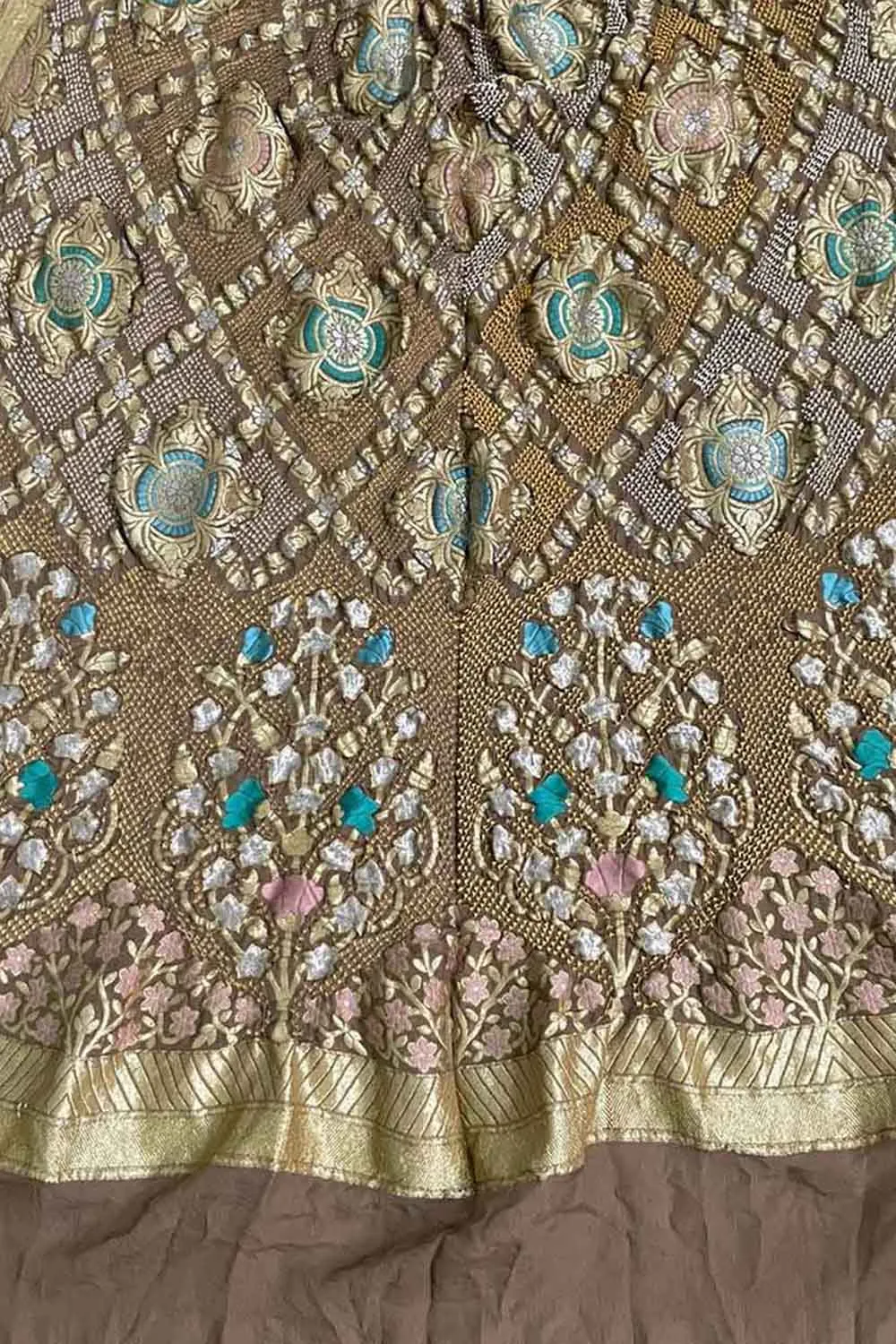 Exquisite Brown Banarasi Bandhani Georgette Dupatta: Pure Elegance