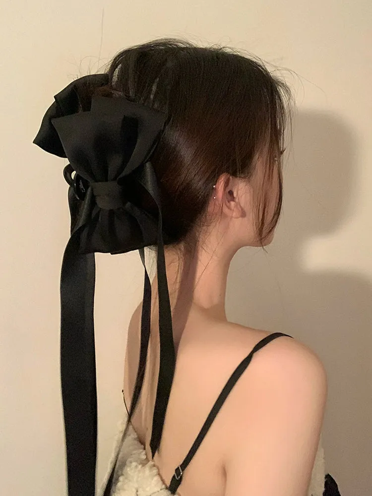 Exquisite Chaebol Daughter Black Bow Clip