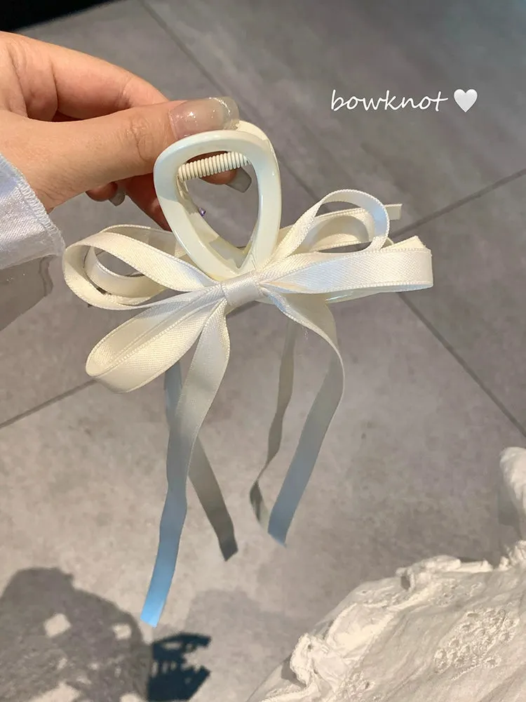 Exquisite Chaebol Daughter Black Bow Clip