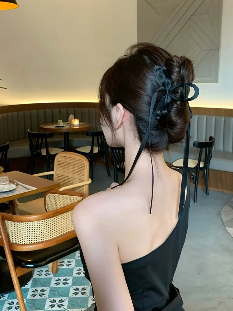 Exquisite Chaebol Daughter Black Bow Clip