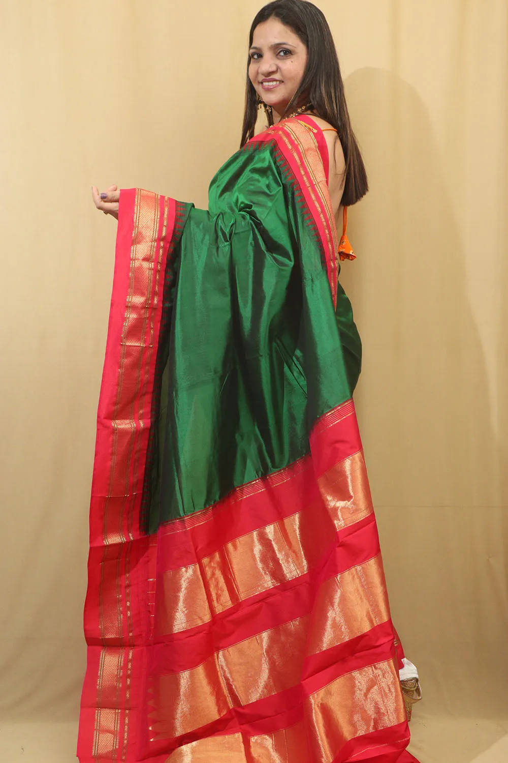 Exquisite Green Ilkal Pure Silk Saree - Timeless Elegance