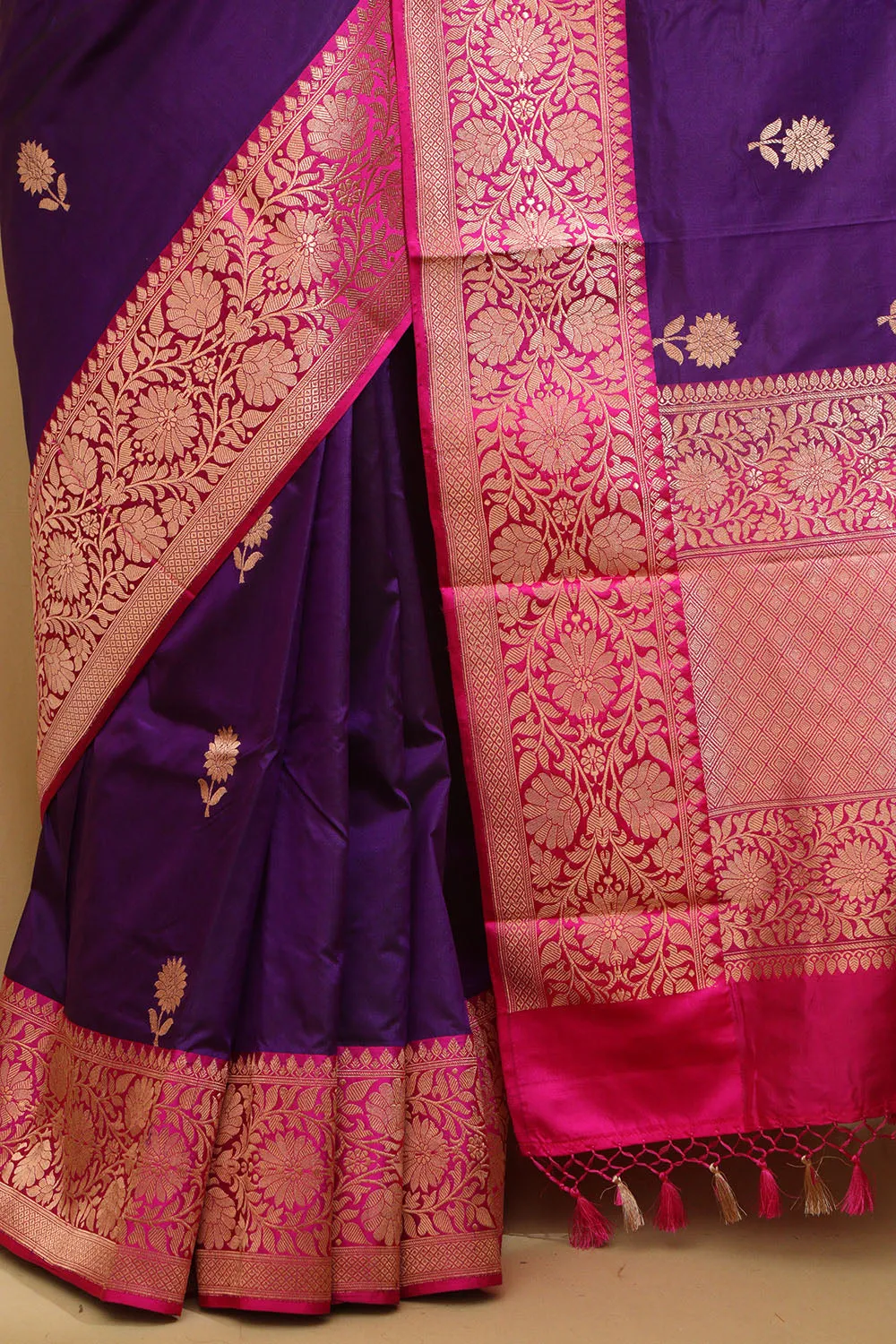 Exquisite Purple Banarasi Handloom Pure Katan Silk Saree