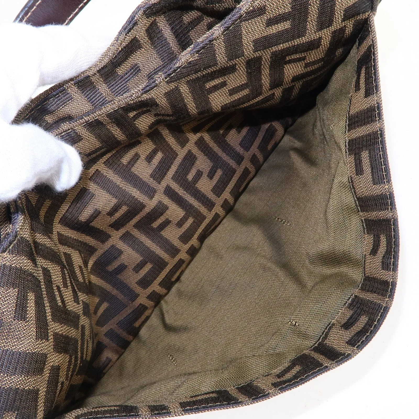 FENDI Zucca Canvas Leather Shoulder Bag Brown Black 26569
