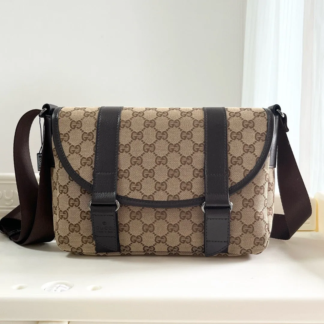 GC685 GG Crossbody Bag / 9.4x11.8x3.5inch
