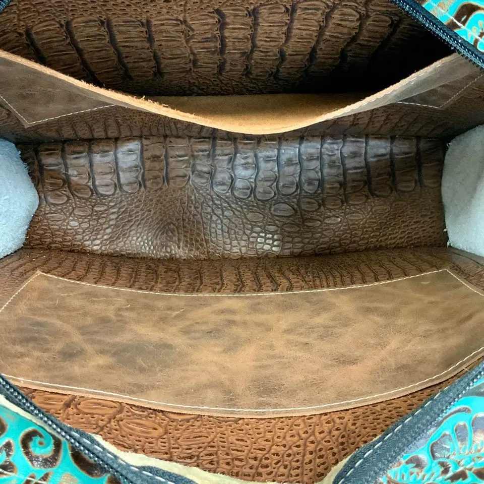 Get Outta Town Hybrid Tote - #18894