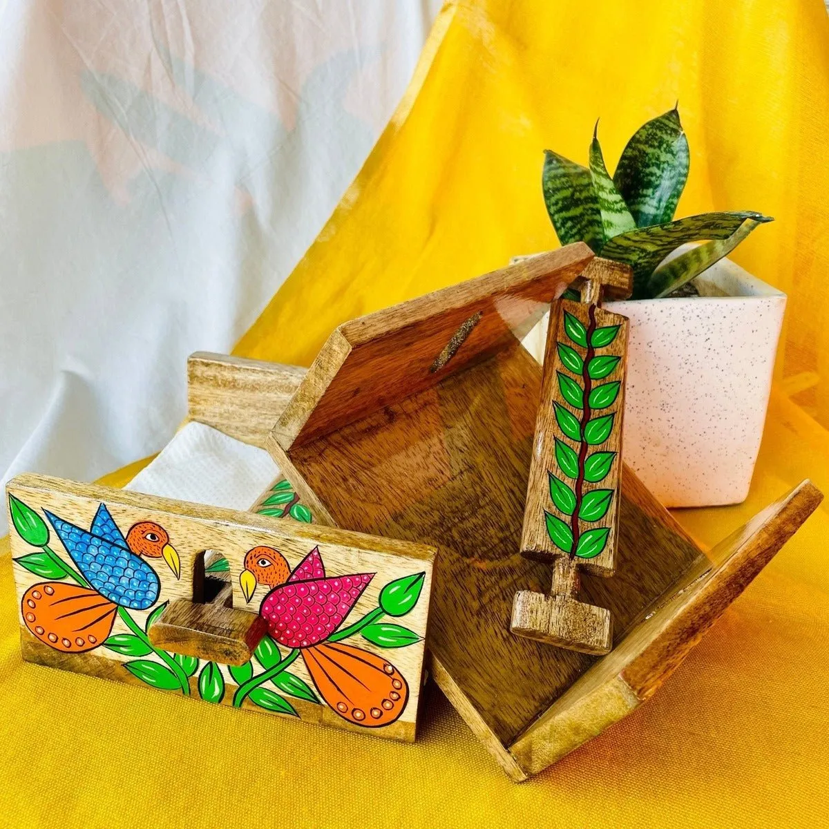 Jugni Napkin Holder - Artistic Pattachitra Craft
