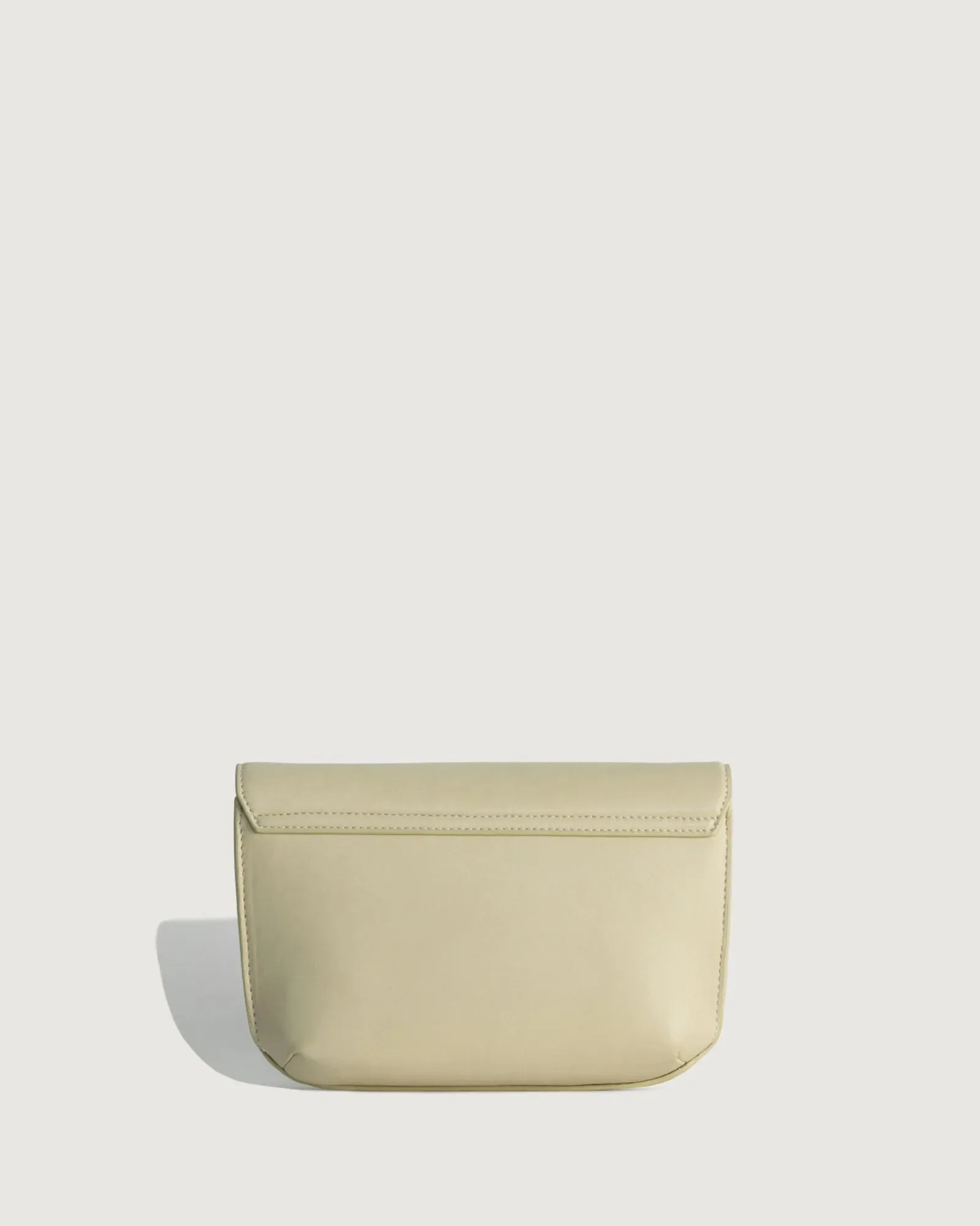 Keriana Clutch | Pumice Lamb