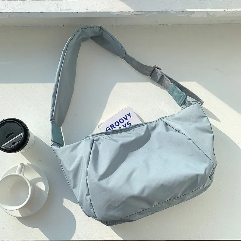 Large Capacity Casual Dumpling Crossbody Bag (   more colors)