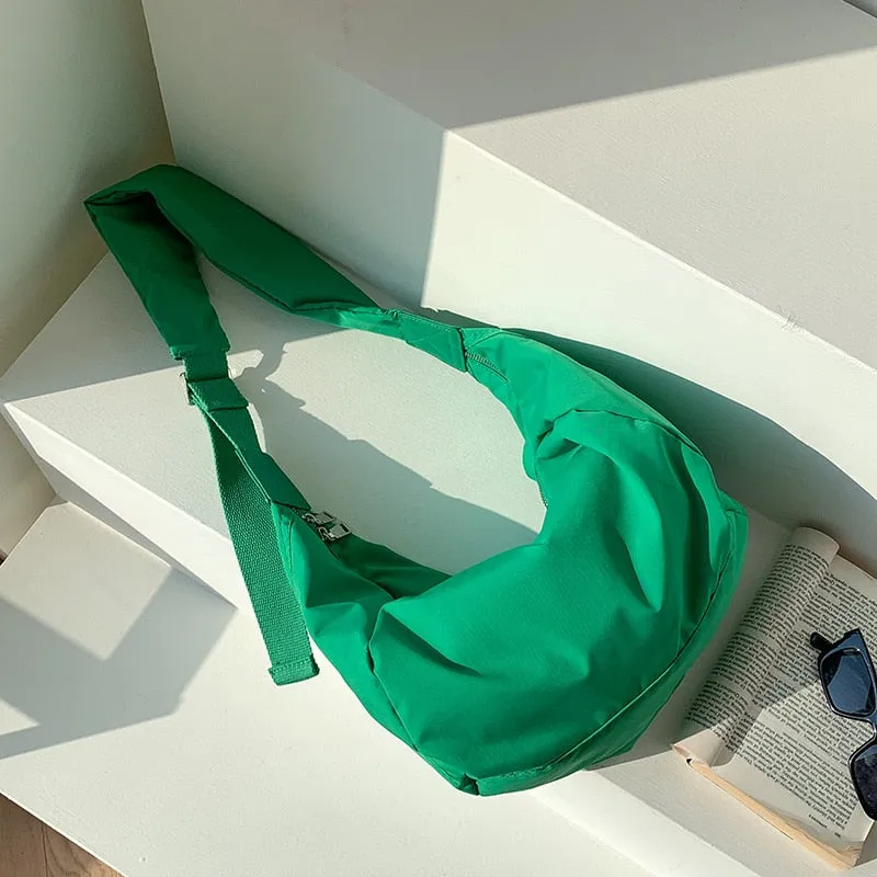 Large Capacity Casual Dumpling Crossbody Bag (   more colors)