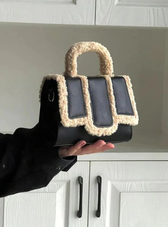 MQTIME  - Lotus Mini Handbag