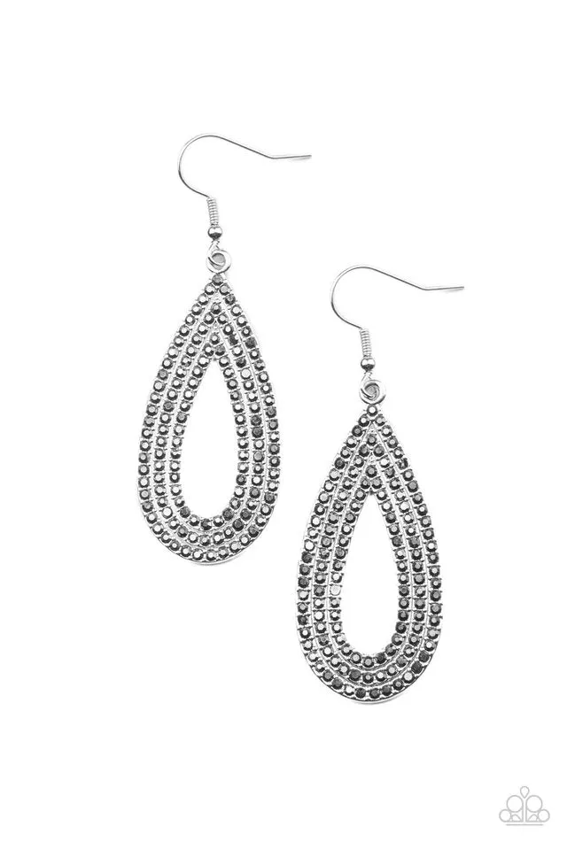 Paparazzi Earring ~ Exquisite Exaggeration - Silver
