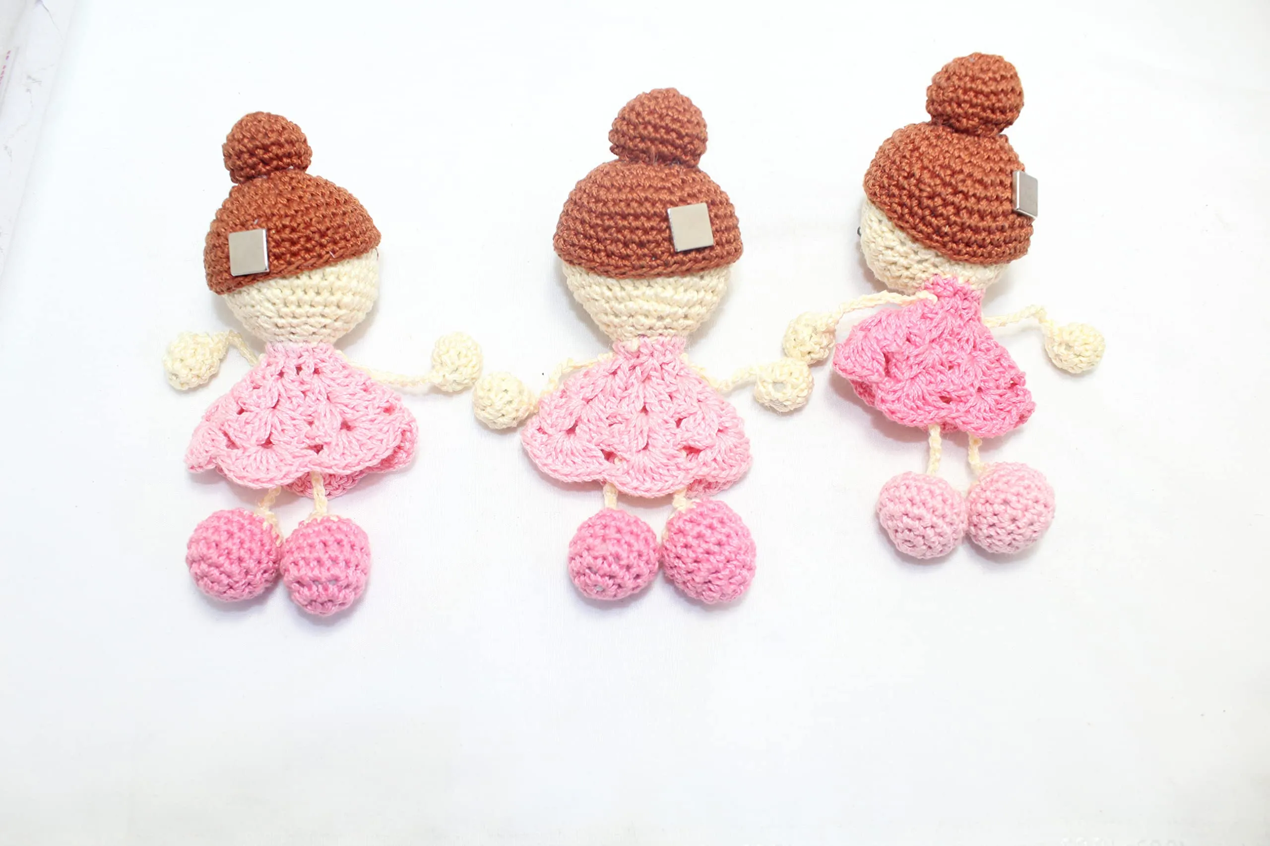 PH Artistic Handmade amigurumi Crochet Decorative Fridge Magnet Pink 3 Doll Toy for Gift Purpose