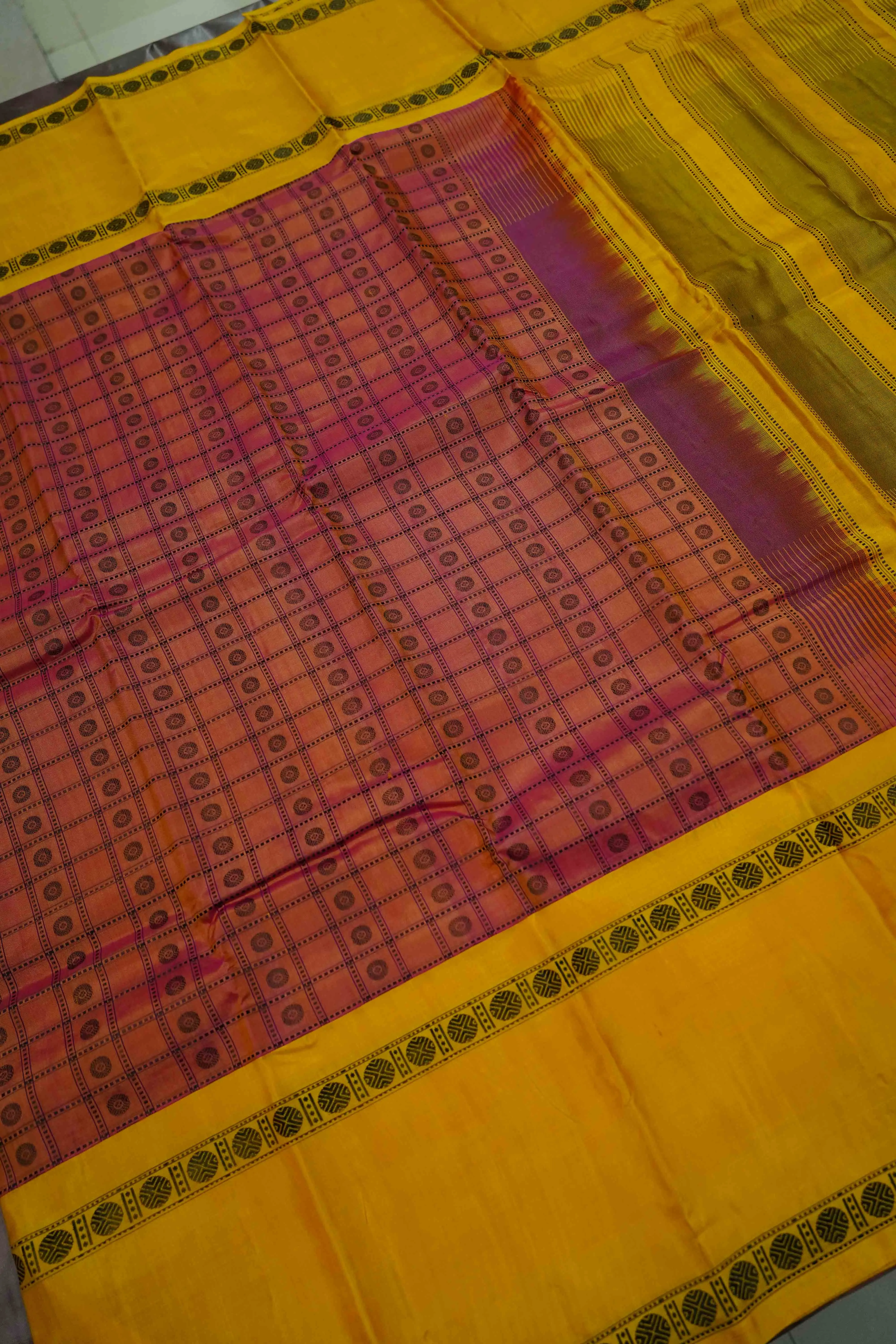 RAMBUTAN RED WITH MANGO YELLOW PURE KANCHIVARAM SILK SAREE