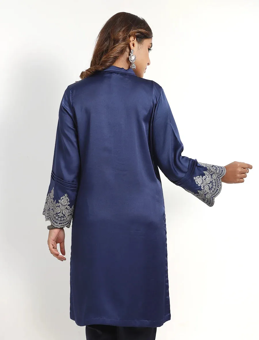 Regular Fit Embroidered Kameez