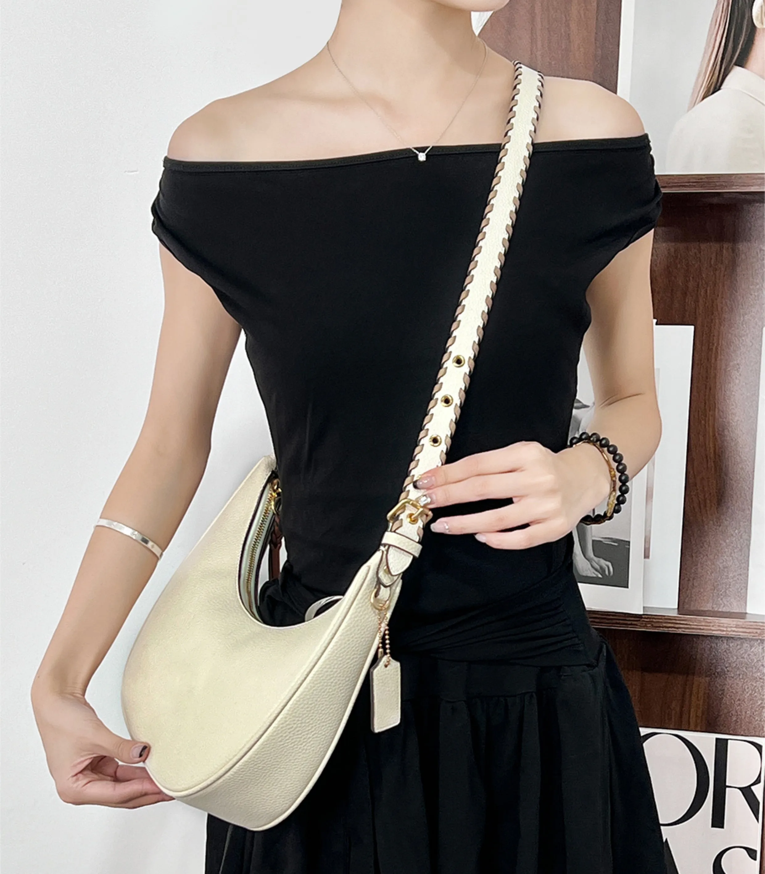 Underarm modification adjustable crossbody replacement strap for Luna Pebble Leather Shoulder Bag