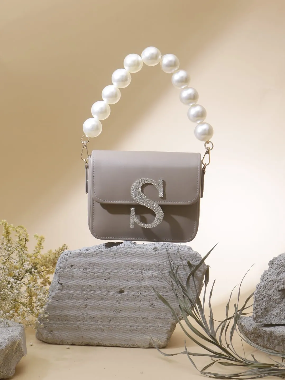 Women pearl clutch bag partywear bags